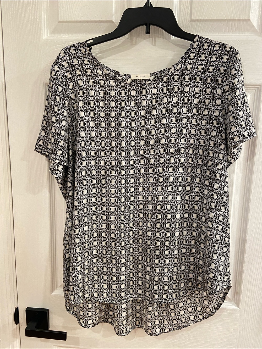 Pleione Black & White Geometric Short Sleeve Tee
